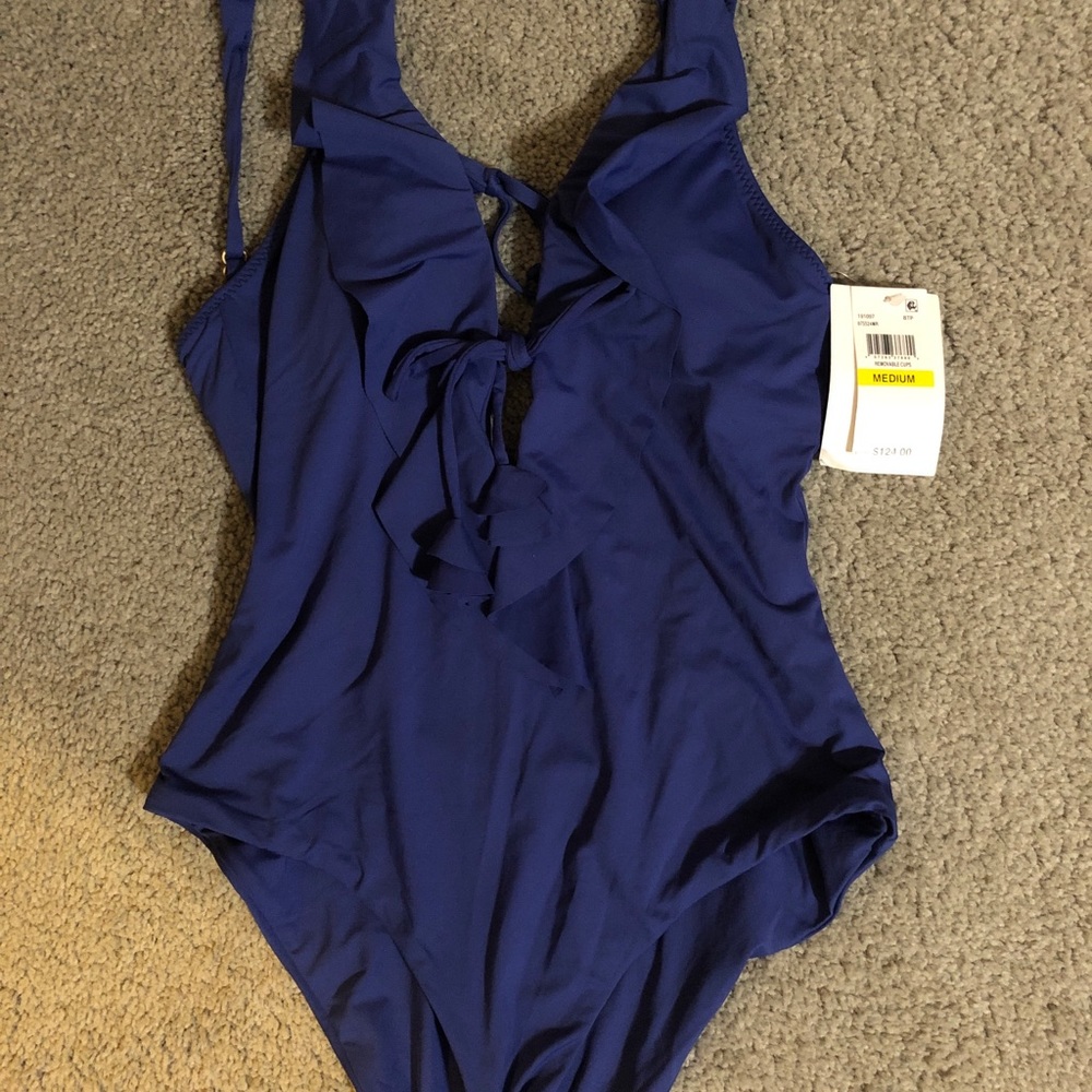 Bathing suit one piece